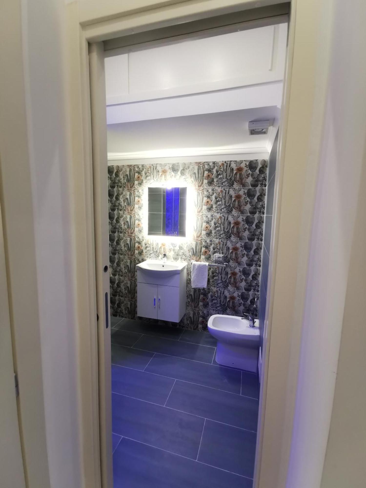 カステッランマーレ・ディ・スタービア Le Stanze Di Eli E Gio Bed & Breakfast エクステリア 写真